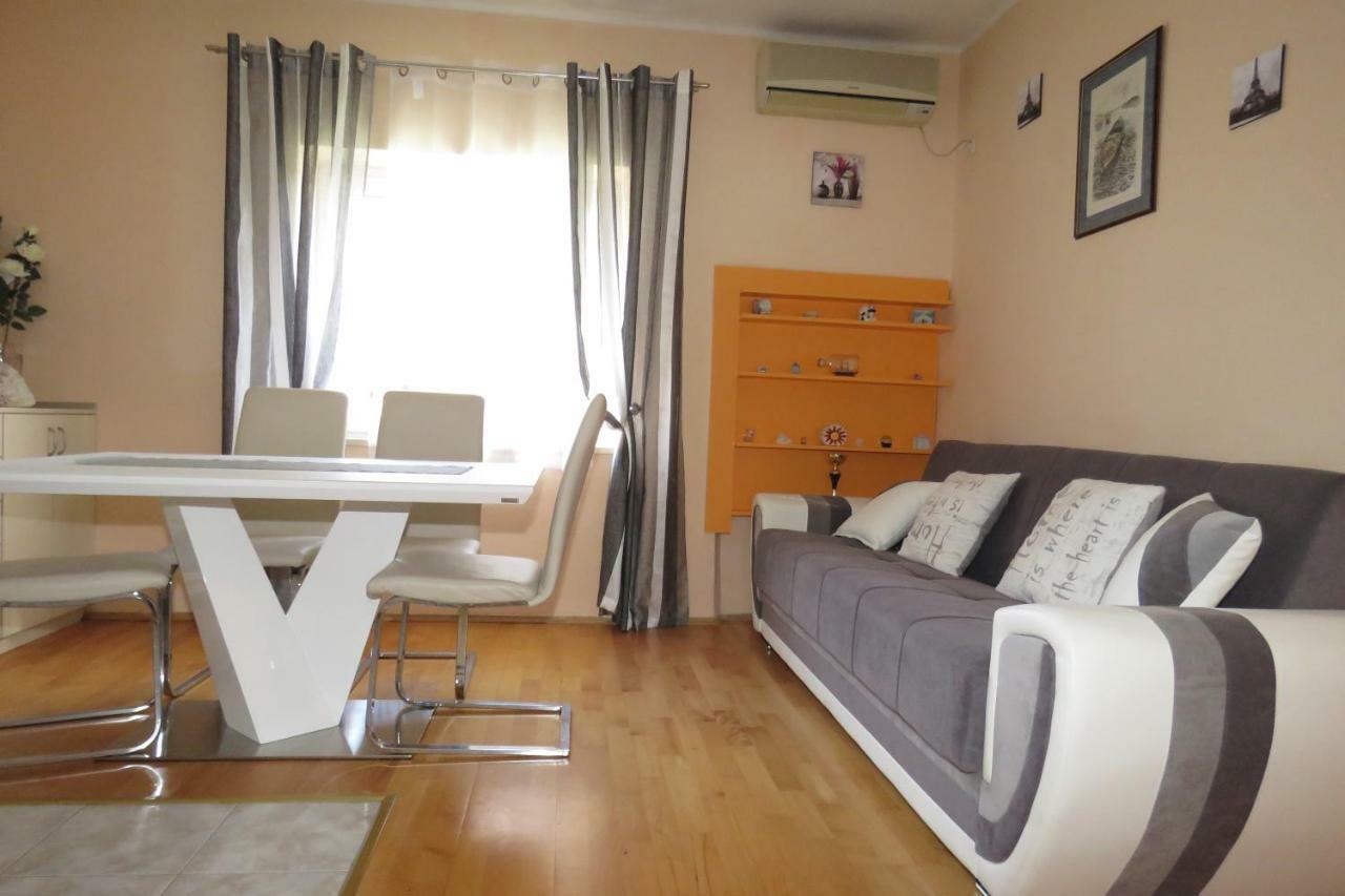 Apartment Central City Makarska Buitenkant foto